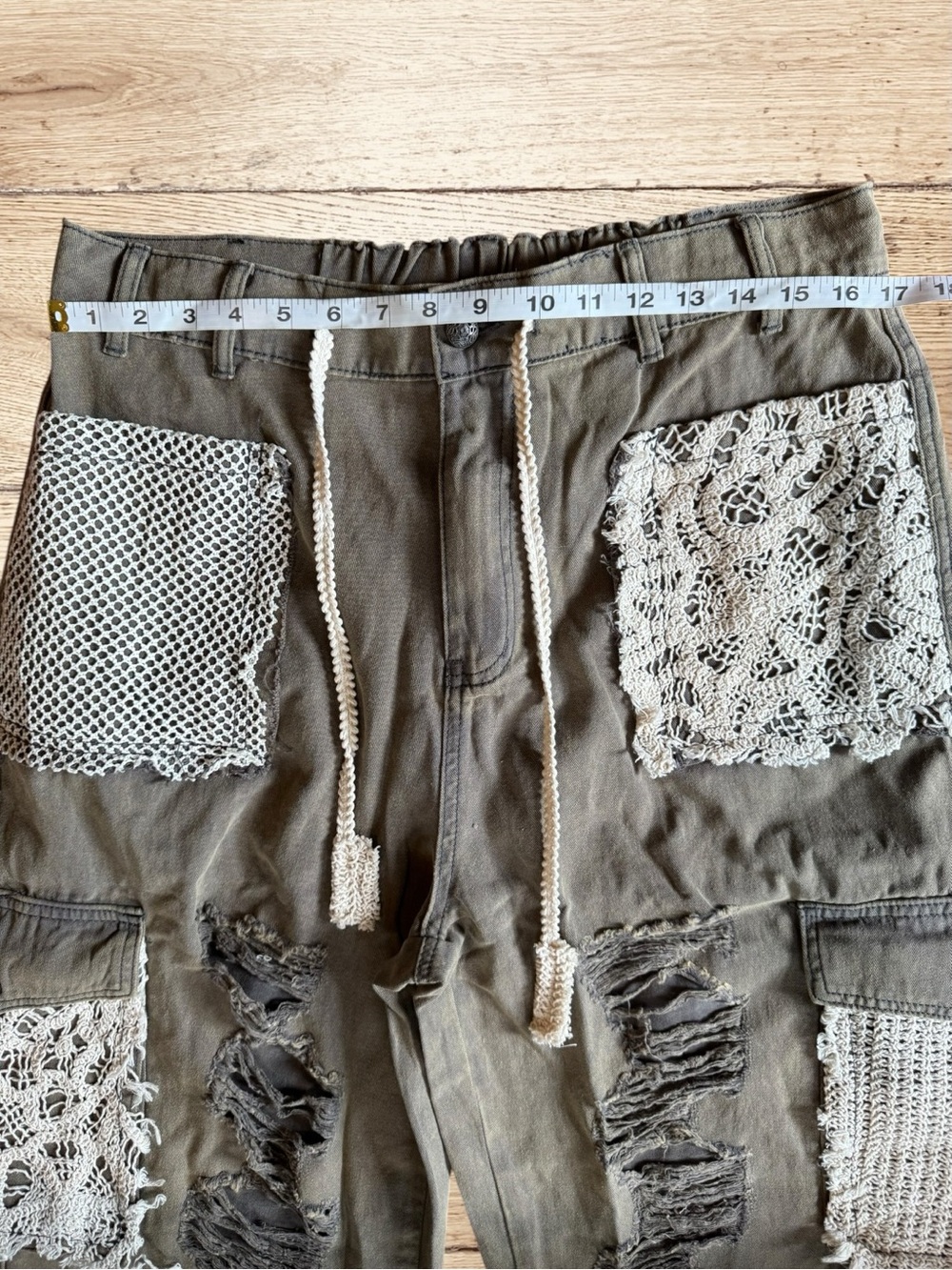 POL Women’s Vintage Wash Crochet Patchwork Distressed Jogger Cargo Pants Large - Picture 8 of 16